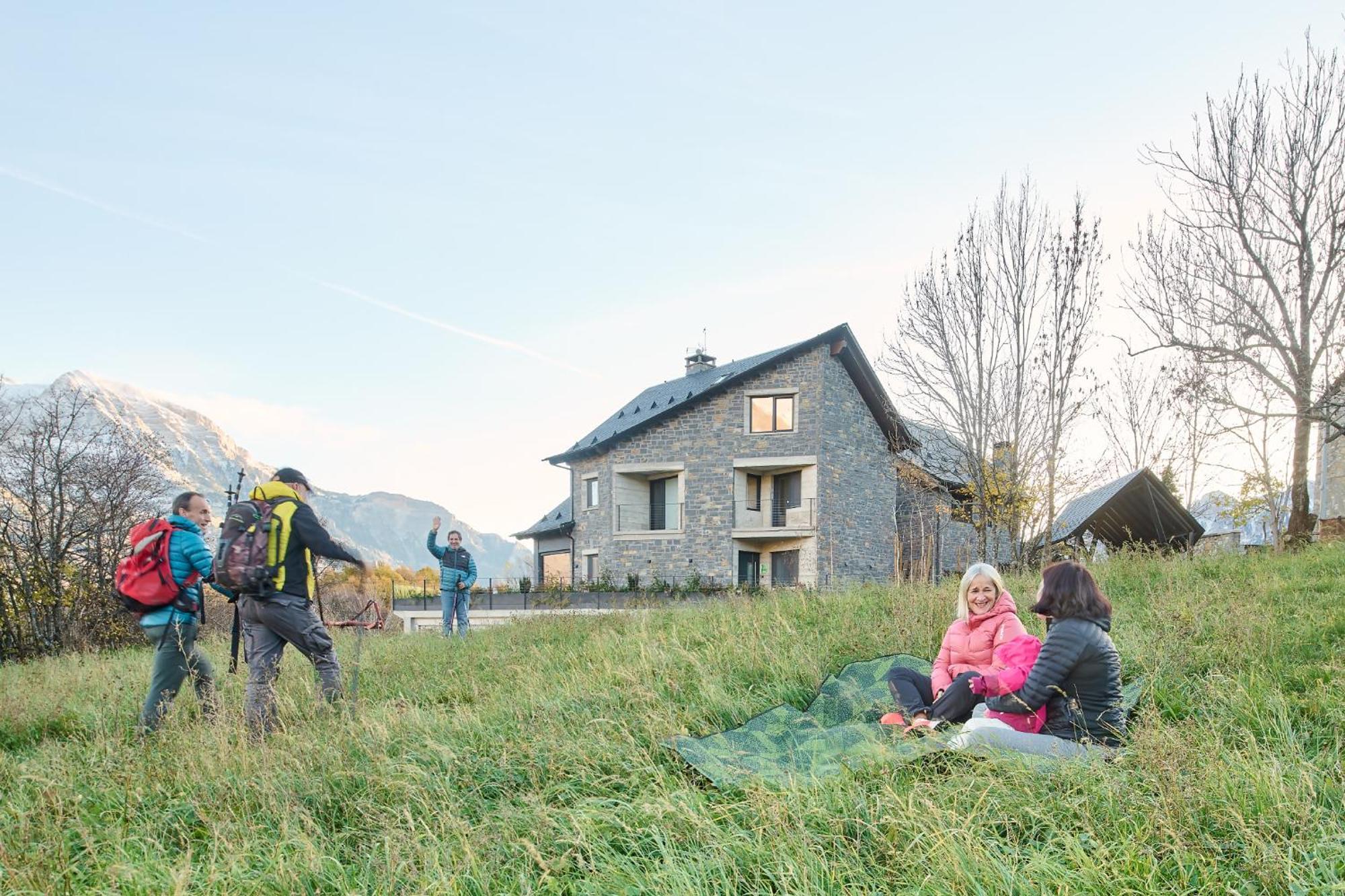 Casa De La Paz En El Valle De Tena Sandiniés Eksteriør billede